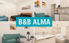 Casa Vacanze Alma B&B Grazioso Appartamento Sul Lungomare Di Pozzuoli A 300Mt Dal Centro E Dal Rione Terra By Movery